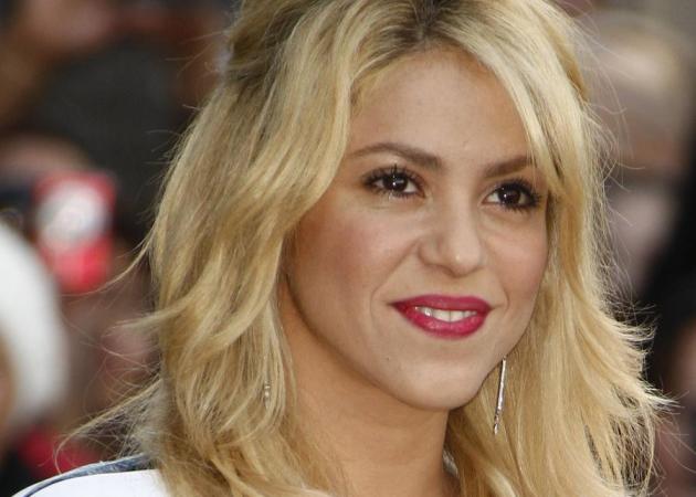 Η Shakira έκοψε τα μαλλιά της κοντά! Δες το νέο της look!