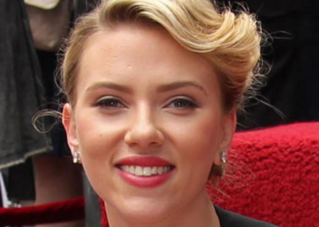 Γιατί η Scarlett Johansson βάζει λεμόνι και μηλόξυδο στο πρόσωπό της; Η απάντηση εδώ!
