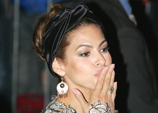 Η Eva Mendes έχει ένα super tip για τέλεια μαλλιά κάθε μέρα!