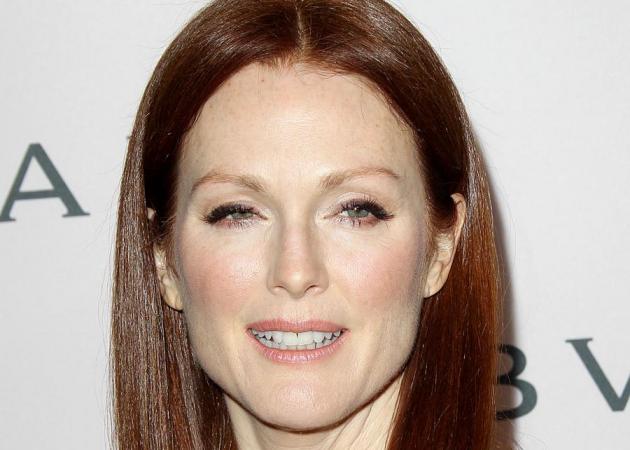 Julianne Moore: η πιο συγκλονιστική κοκκινομάλλα έγινε ξανθιά! Γιατί, όμως;