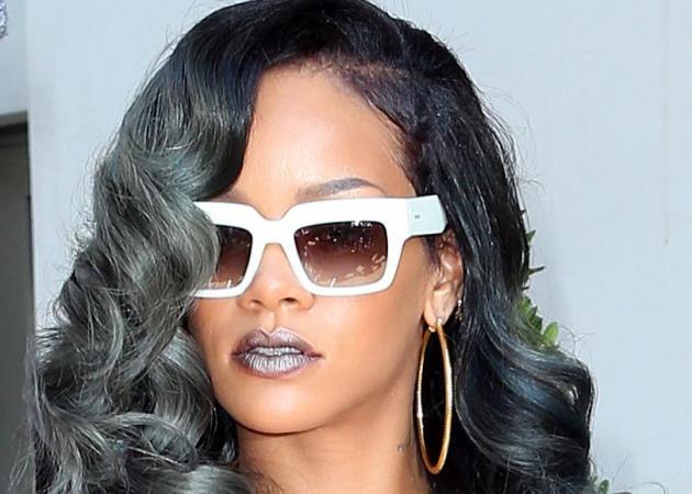 Η πιο-sexy-δεν-γίνεται καμπάνια της Rihanna για το νέο της άρωμα!