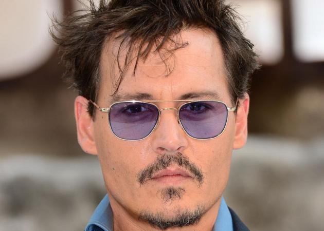 Ο Johnny Depp έγινε ξανθός!