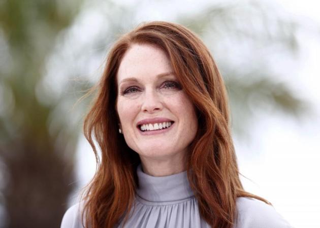 Julianne Moore: η πιο χαρακτηριστική κοκκινομάλλα του κόσμου άλλαξε χρώμα!