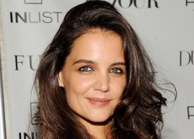 Δεν έχουμε ξαναδεί ΠΟΤΕ ξανά έτσι την Katie Holmes!