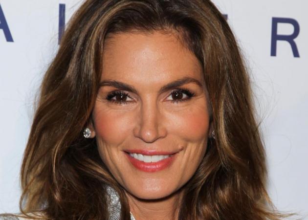 Cindy Crawford we do love you! Η beauty photo με την οποία όλες ταυτιζόμαστε!