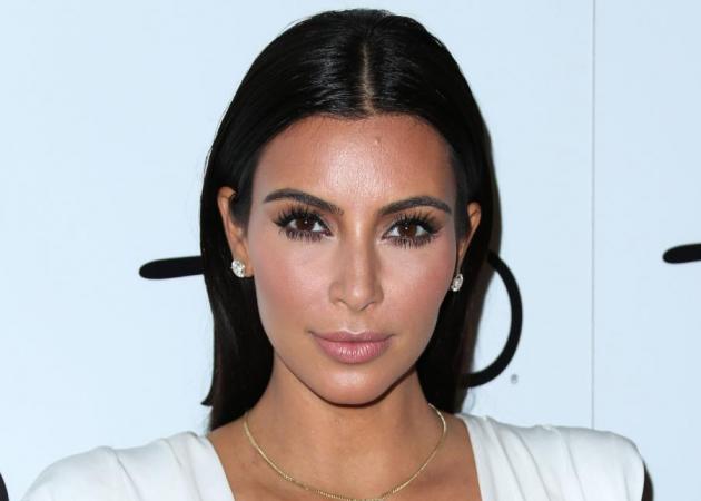 H Kim Kardashian χωρίς… φρύδια! (Ξέρεις πώς δεν μπορείς να αντισταθείς και να μην τη δεις!)