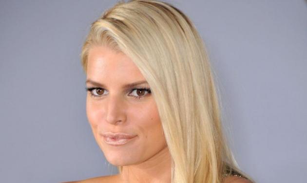 Jessica Simpson: Δες πώς είναι χωρίς ίχνος μακιγιάζ!