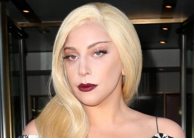 Η Lady Gaga έχει ένα huge beauty νέο να μοιραστεί μαζί μας!