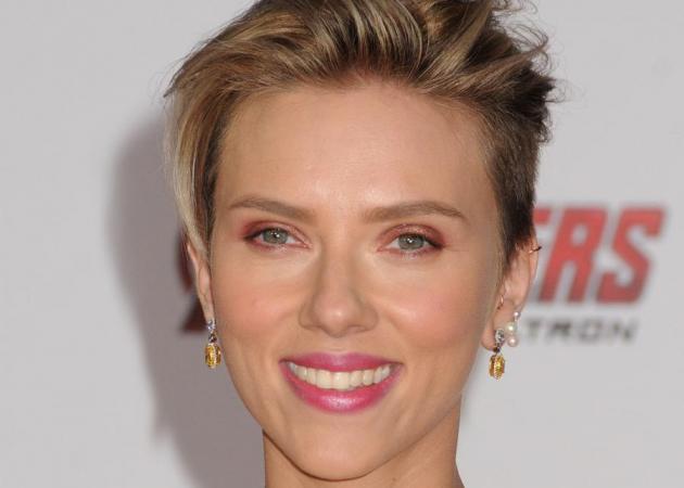 Beauty alert! Η Scarlett Johannson δεν έχει πια αυτά τα μαλλιά!