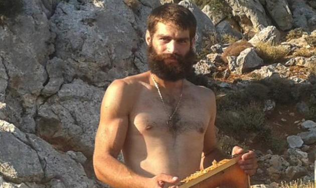 Στάθης Στιβακτάκης: Ο σέξι αγρότης από την Κρήτη που “έσπασε” το internet! Φωτογραφίες