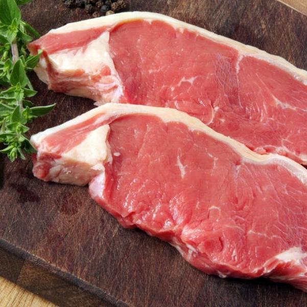 Πώς θα επιλέξεις φρέσκο χοιρινό κρέας για να ψήσεις μπριζόλες
