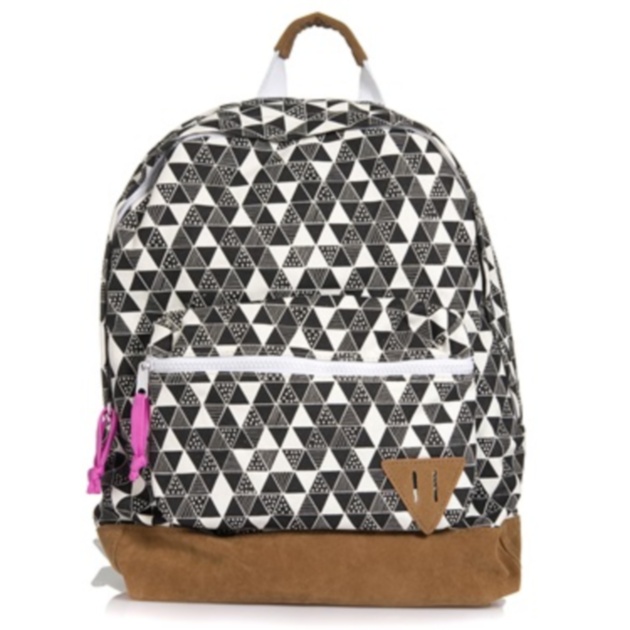 15 | Backpack Steve Madden Nak