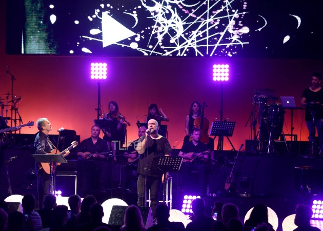 Το X Factor στήριξε τον Μπάμπη Στόκα στην παρουσίαση του νέου του δίσκου με τον Γιώργο Νταλάρα [pics]