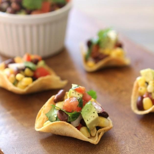 5 | Μίνι Tacos με φασόλια και αβοκάντο