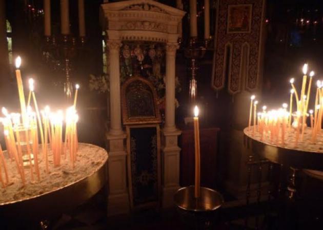 Λαβράκι έβγαλε ο κοριός της ΕΥΠ! Κύκλωμα έδινε “μίζες” σε παπάδες και δικαστές – Η μπίζνα με τα τάματα