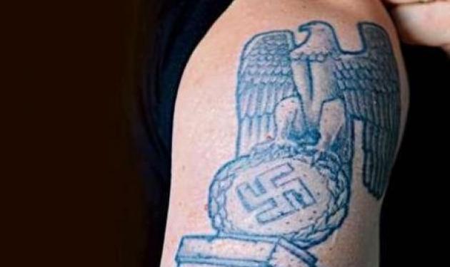 Γιατρός αρνήθηκε να εγχειρήσει ασθενή γιατί είχε ναζιστικό tattoo!