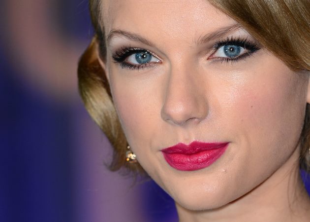 Έτσι, λοιπόν, δείχνει η Taylor Swift με τα μαλλιά της Karlie Kloss!