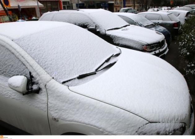 Καιρός: Χιόνια ακόμα και στην Αθήνα! Το κύμα κακοκαιρίας σαρώνει την χώρα