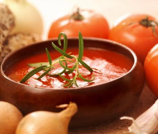 Σούπα με ντομάτα και ψωμί | tlife.gr Σούπα με ντομάτα και ψωμί | tlife.gr