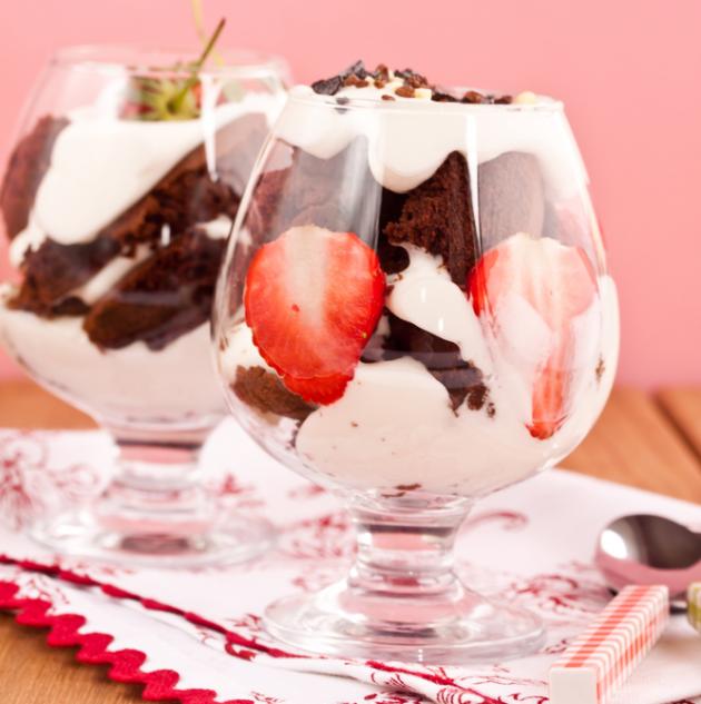 Trifle φράουλα-σοκολάτα