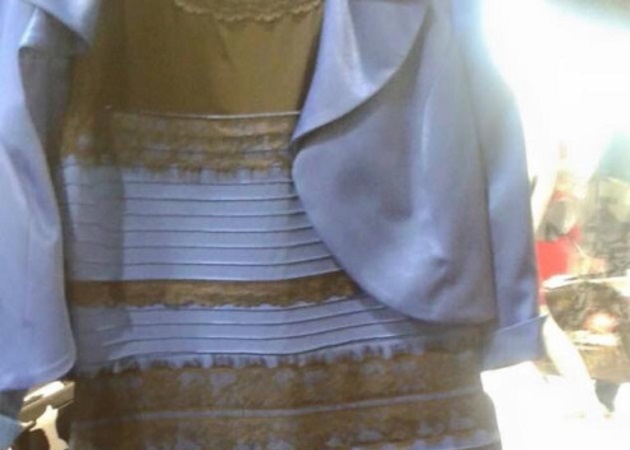 The dress debate: Εσύ τι χρώμα πιστεύεις ότι είναι αυτό το φόρεμα; Ψήφισε!