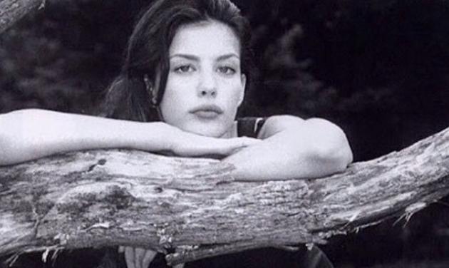 Liv Tyler: Δηλώνει “ξεμυαλισμένη” από το νεογέννητο γιο της! Δες τη νέα φωτογραφία του!