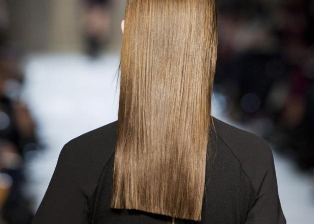 Πώς να κάνεις τα μαλλιά του fashion show της Victoria Beckham!