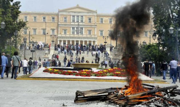 Παπανδρέου – Σαμαράς: Ναί στο συμβούλιο πολιτικών αρχηγών