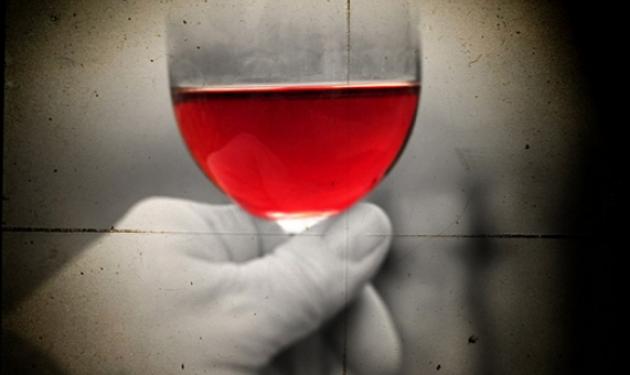 Έρευνα-ΣΟΚ: Ποιοι έχουν αυξημένο κίνδυνο καρκίνου με μόλις ένα ποτήρι αλκοόλ την ημέρα