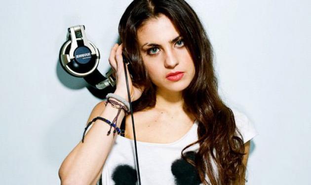 Xenia Ghali: Η 23χρονη Ελληνίδα που ξεσηκώνει με τις μουσικές της τη Νέα Υόρκη!