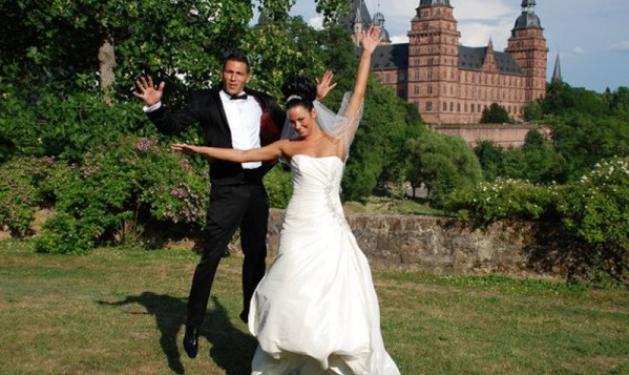 Χώρισε μετά από τρία χρόνια γάμου, ο άσος του Ολυμπιακού Χοσέ Χολέβας!