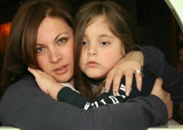 Ραγίζει καρδιές η Νένα Χρονοπούλου: “Θέλω όταν πεθάνω το παιδί μου να είναι καλά!”