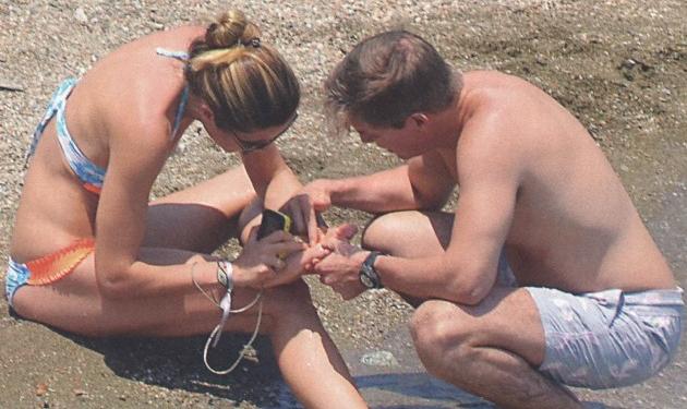 Μαριέττα Χρουσαλά: Το ατύχημα στην παραλία και οι πρώτες βοήθειες από τον Λέοντα Πατίτσα!