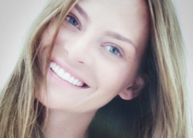Υβόννη Μπόσνιακ: Η μεταμεσονύχτια selfie δίχως ίχνος μακιγιάζ!
