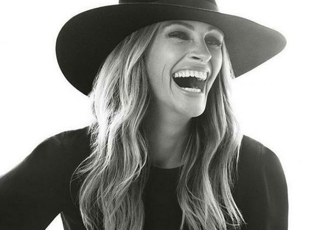 H Julia Roberts με look που θα φορέσουμε αυτό το weekend!