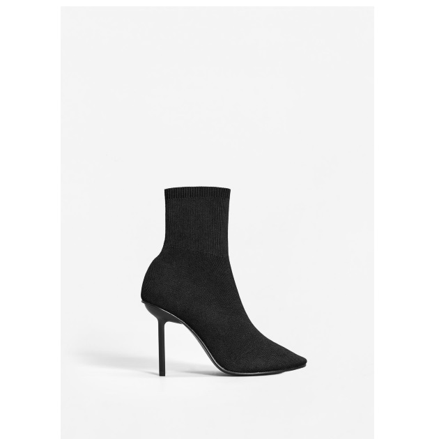 2 | Ankle boot Mango