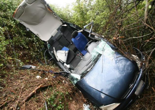 Καβάλα: Τραγωδία σε τροχαίο με 4 νεκρούς και 5 τραυματίες – Αυτοκίνητο έπεσε σε γκρεμό