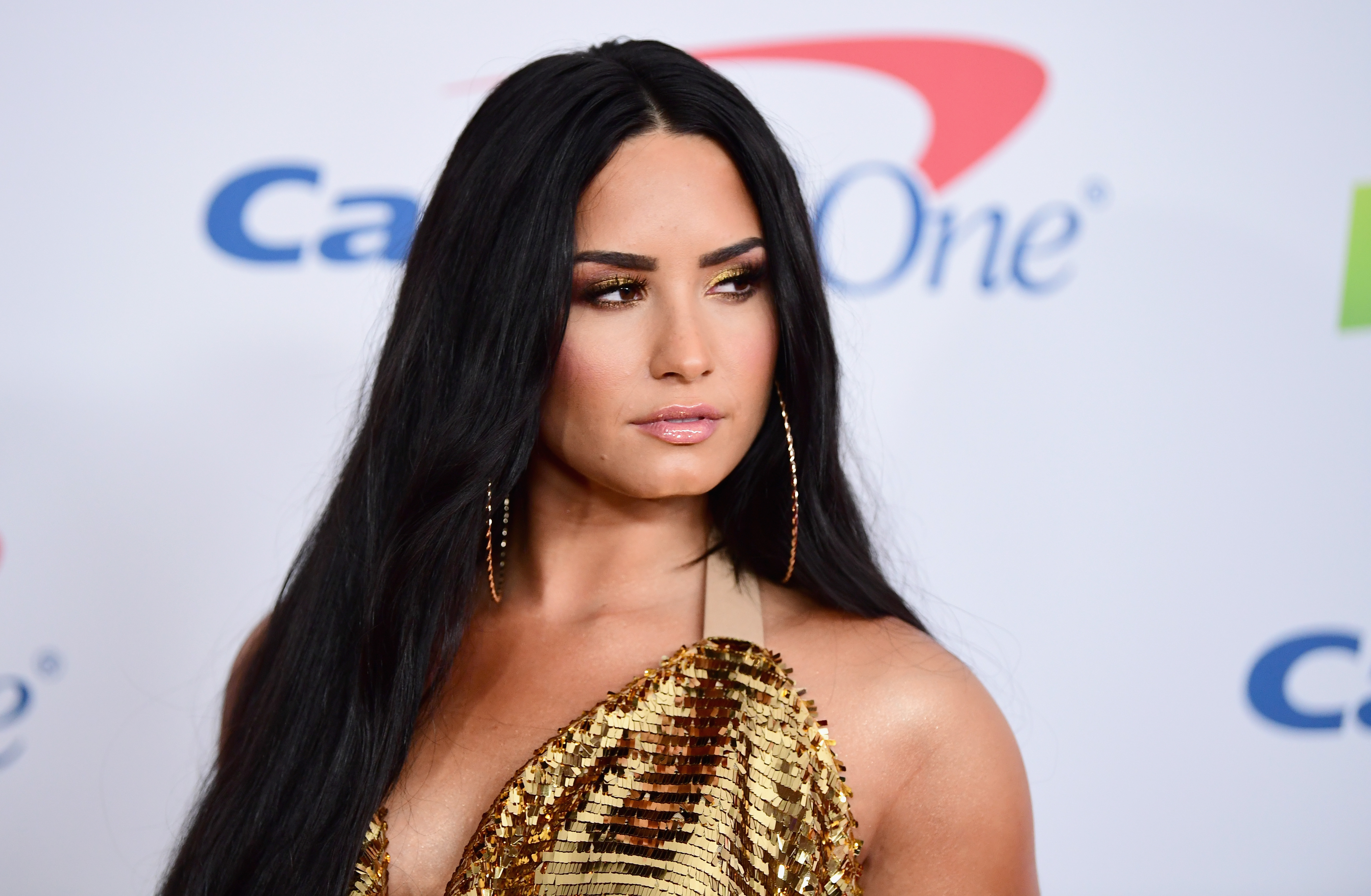 Η Demi Lovato βγάζει τις πιο τέλειες #nomakeup selfie! Να πώς!