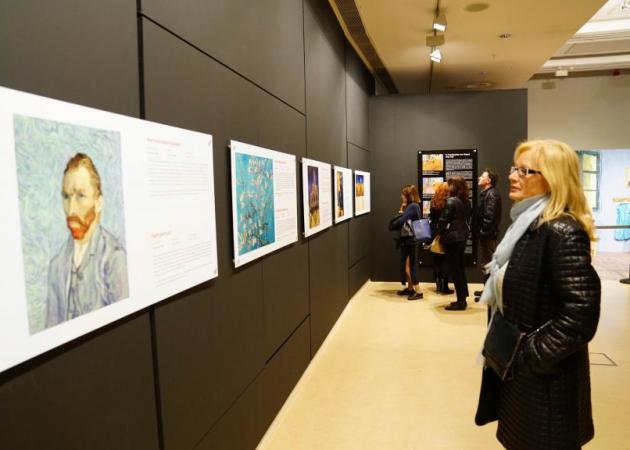 Με ενθουσιασμό υποδέχτηκε το αθηναϊκό κοινό την έκθεση “Van Gogh Alive” [pics]