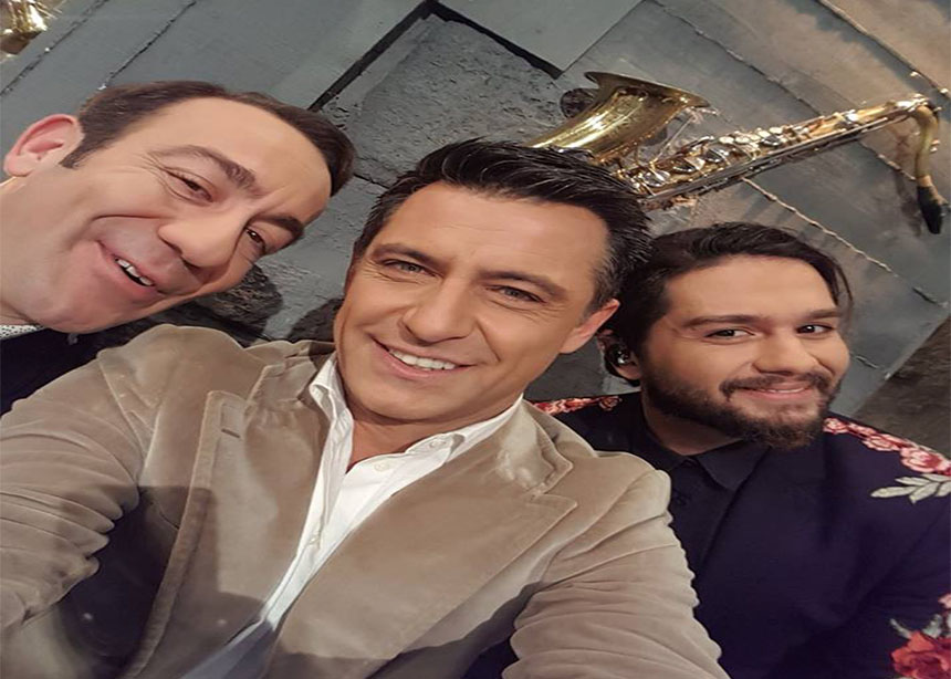 Κωνσταντίνος Αγγελίδης: Η αγωνία για την κατάστασή του και η εμφάνιση στο χριστουγεννιάτικο “Στην υγειά μας”