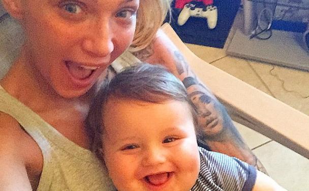 Αγγελική Ηλιάδη: Η πιο γλυκιά selfie με το γιο της, Βασίλη!
