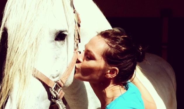 Υ. Μπόσνιακ: Η αγάπη για τα ζώα και τα μαθήματα… ιππασίας!