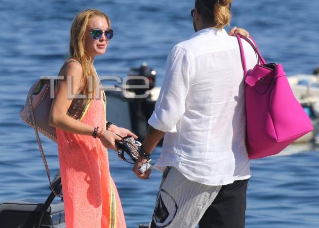 Lindsay Lohan: Ο Ντένης Παπαγεωργίου την πήγε εκδρομή στη Δήλο! Φωτογραφίες και βίντεο