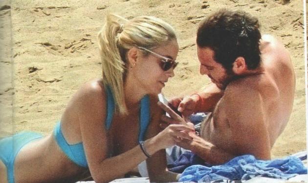 Δούκισσα Νομικού – Δημήτρης Θεοδωρίδης: Ερωτευμένοι στις παραλίες της Μυκόνου! Φωτογραφίες