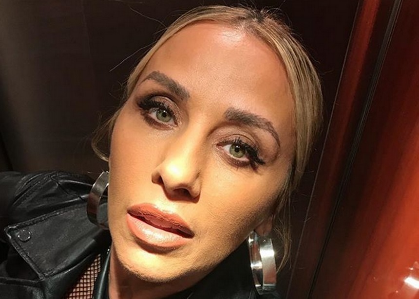 Γωγώ Μαστροκώστα: Μπήκε στην κουζίνα και είναι έτοιμη για ρεβεγιόν Χριστουγέννων με τους κουμπάρους της!