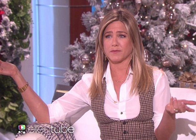 Jennifer Aniston: Αποκάλυψε ότι έχει κάνει σεξ στο πιλοτήριο αεροπλάνου με τον πιλότο [vid]