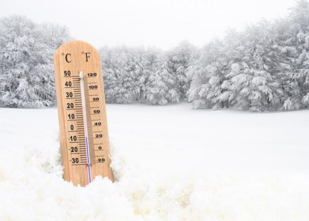 Ο πιο… κρύος χειμώνας με 50% «ψαλίδισμα» στο επίδομα θέρμανσης – Φόρος ακόμα και στο Airbnb