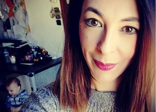 Αλίκη Κατσαβού: Ατελείωτο παιχνίδι με τον μικρό Φοίβο!