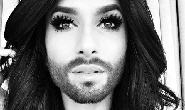 Δες την Conchita ξανθιά και χωρίς μούσι!