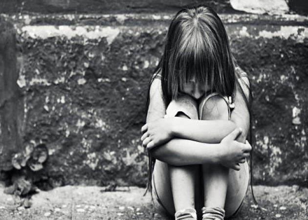 Αυτός είναι ο πασίγνωστος μουσικός παραγωγός που «κόμπαζε» για τον βιασμό της 11χρονης κόρης της συντρόφου του [pic]